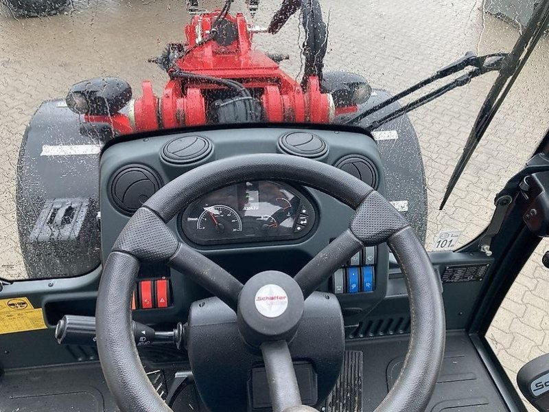 Schäffer 6680T - Máy xúc lật bánh lốp kính thiên văn: hình 4 Schäffer 6680T - Máy xúc lật bánh lốp kính thiên văn: hình 4