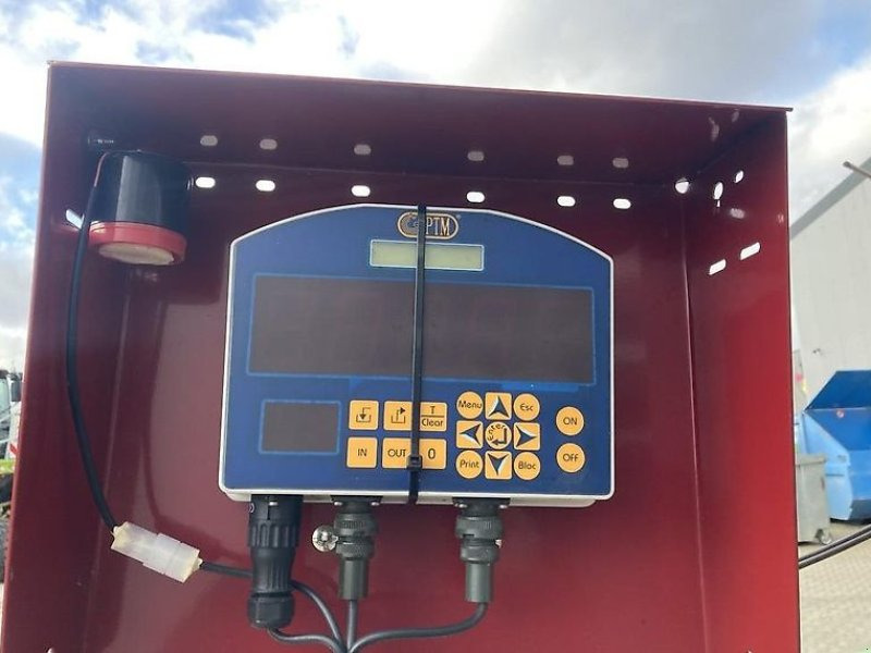 Strautmann Verti-Mix 951 - Xe trộn thức ăn gia súc: hình 4 Strautmann Verti-Mix 951 - Xe trộn thức ăn gia súc: hình 4