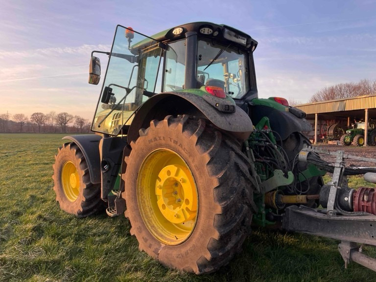 John Deere 6175M - Máy cày: hình 5 John Deere 6175M - Máy cày: hình 5