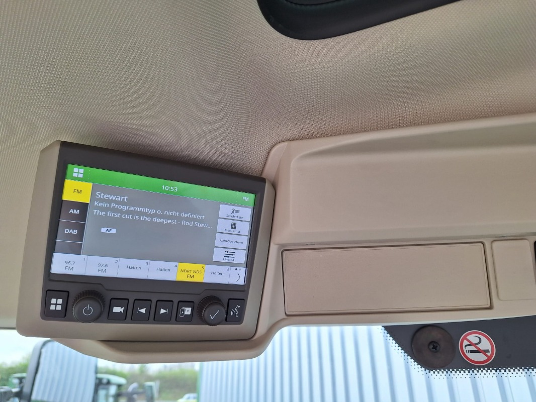 John Deere 6R 230 **MIETRÜCKLÄUFER** - Máy cày: hình 3 John Deere 6R 230 **MIETRÜCKLÄUFER** - Máy cày: hình 3