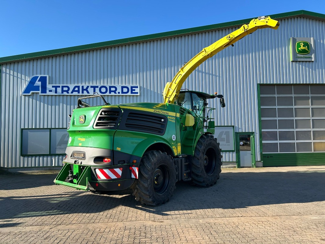 John Deere 8400i - Máy gặt: hình 3 John Deere 8400i - Máy gặt: hình 3
