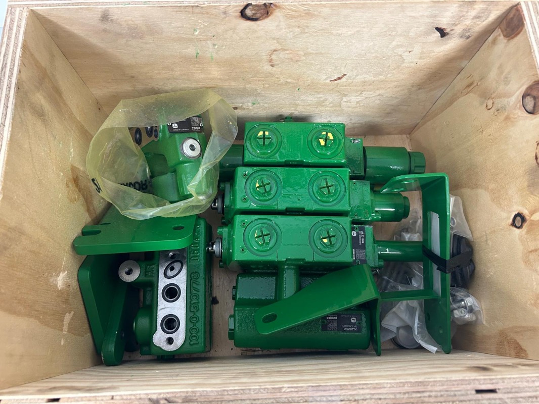 John Deere Einhebelsteuergerät mechanisch vom 6155R - Thủy lực cho Máy móc nông nghiệp: hình 2 John Deere Einhebelsteuergerät mechanisch vom 6155R - Thủy lực cho Máy móc nông nghiệp: hình 2