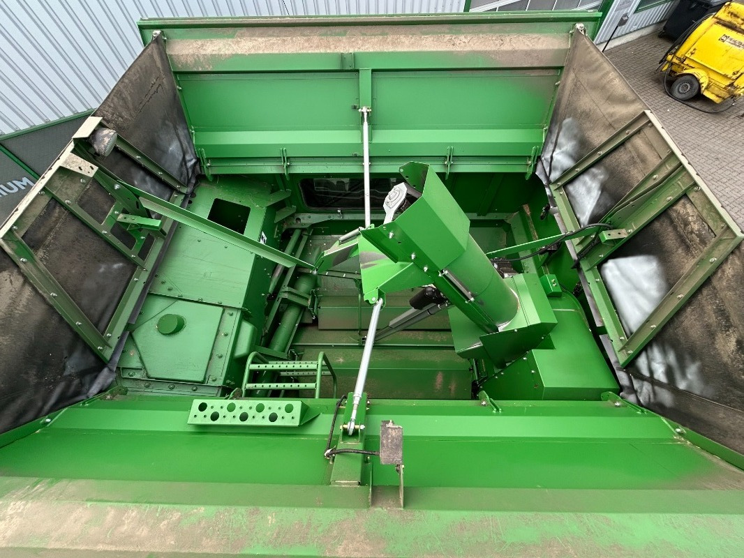 John Deere T560 - Máy gặt đập: hình 4 John Deere T560 - Máy gặt đập: hình 4