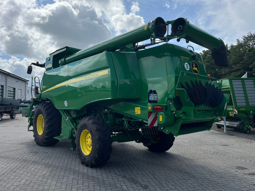 John Deere T660 - Máy gặt đập: hình 4 John Deere T660 - Máy gặt đập: hình 4