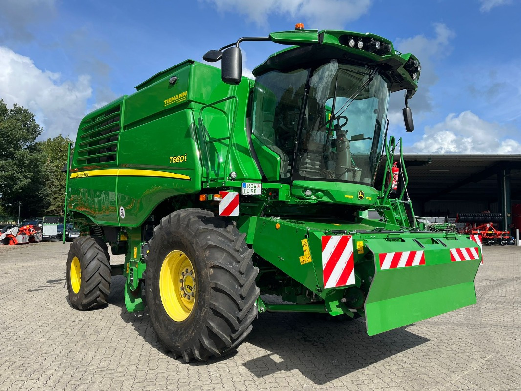 John Deere T660 - Máy gặt đập: hình 2 John Deere T660 - Máy gặt đập: hình 2