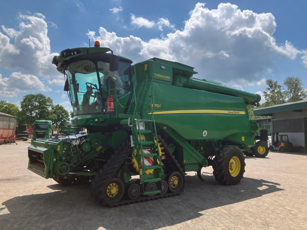 John Deere T670 - Máy gặt đập: hình 1 John Deere T670 - Máy gặt đập: hình 1