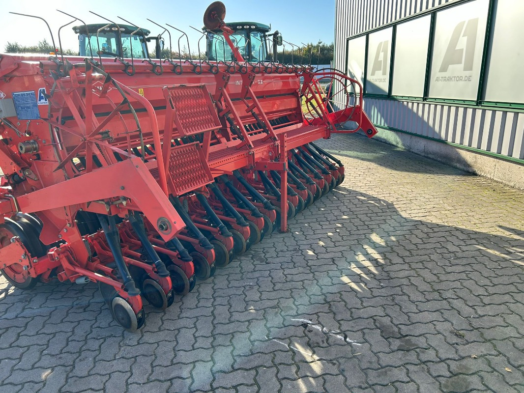 Kuhn Integra G II MIT 400 - Máy gieo hạt liên hợp: hình 3 Kuhn Integra G II MIT 400 - Máy gieo hạt liên hợp: hình 3