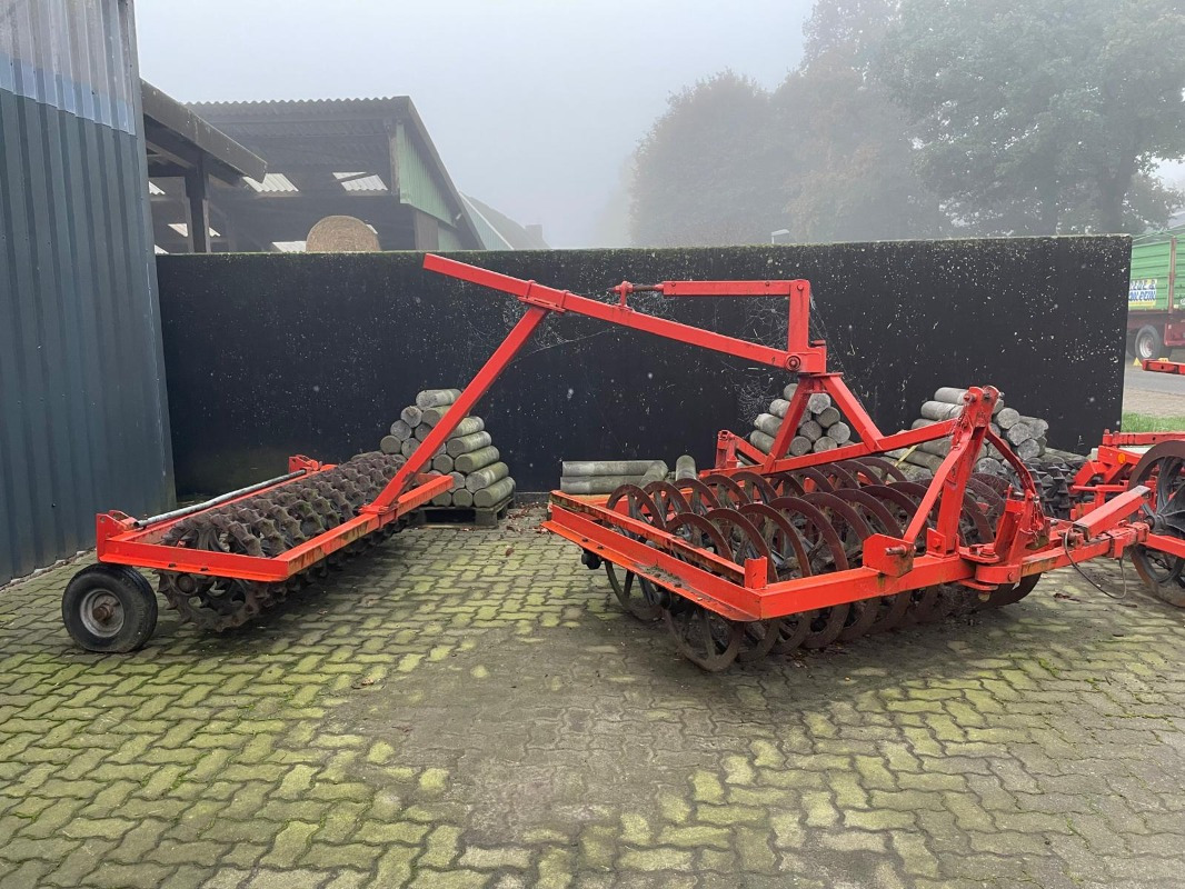 Kuhn Multi Master 113 4E - Cày: hình 4 Kuhn Multi Master 113 4E - Cày: hình 4