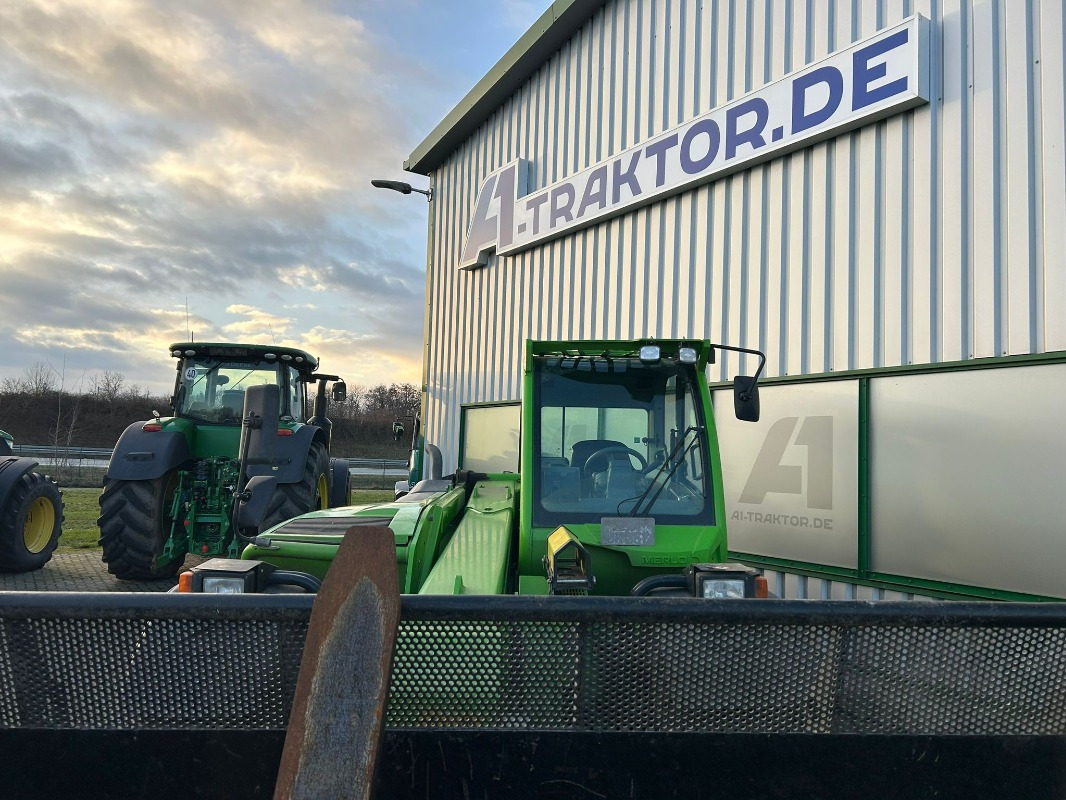 Merlo TF 50.8 T - Máy xúc lật: hình 3 Merlo TF 50.8 T - Máy xúc lật: hình 3