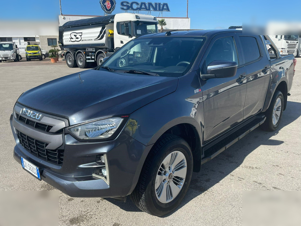 ISUZU D-MAX - Máy móc khác: hình 2 ISUZU D-MAX - Máy móc khác: hình 2