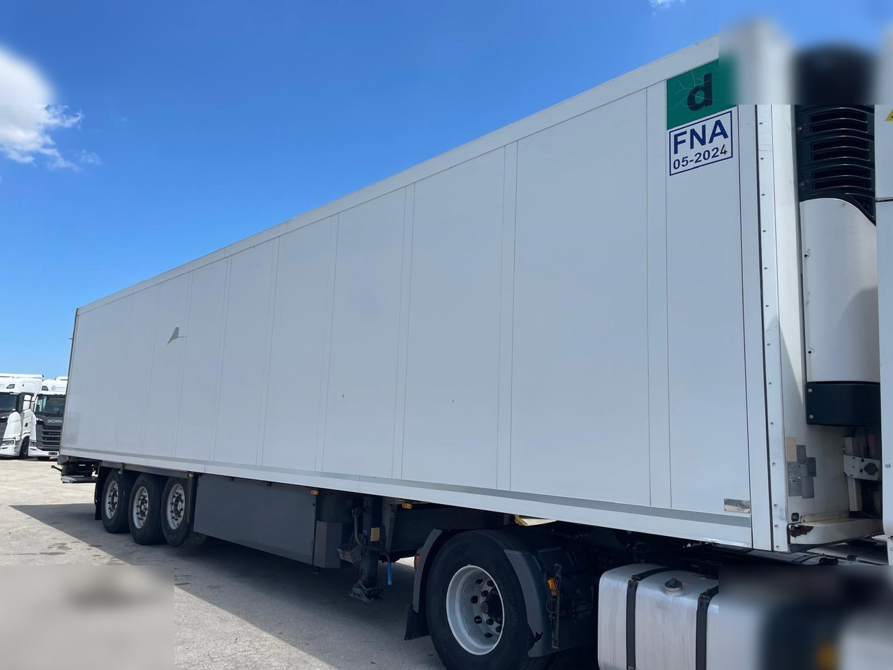 SCHMITZ - Sơ mi rơ moóc đông lạnh: hình 1 SCHMITZ - Sơ mi rơ moóc đông lạnh: hình 1