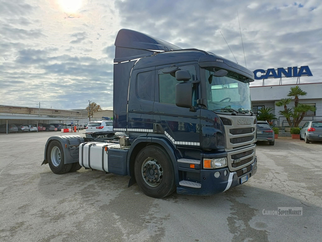 SCANIA P450 - Xe đầu kéo: hình 2 SCANIA P450 - Xe đầu kéo: hình 2