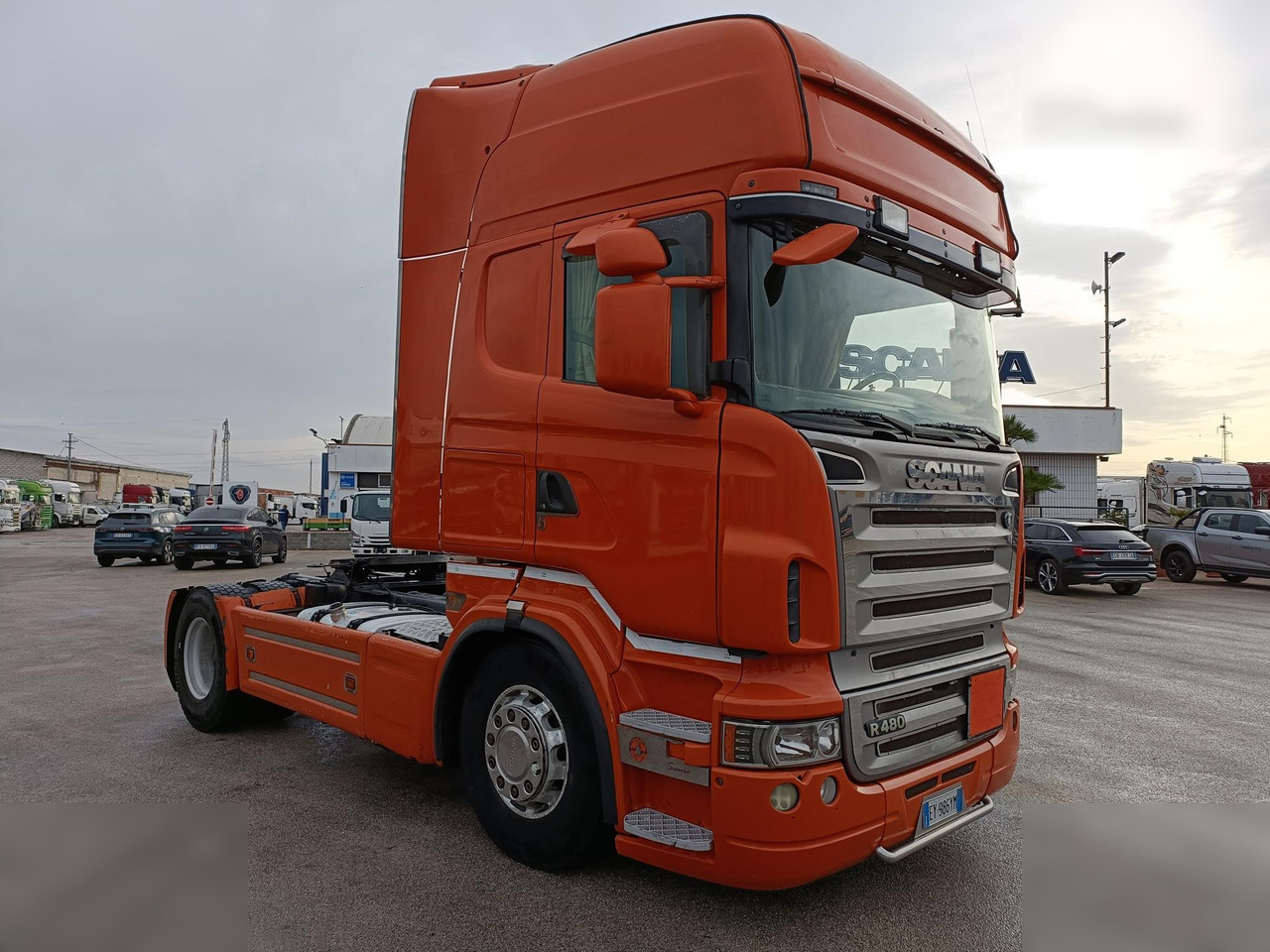 SCANIA R480 - Xe đầu kéo: hình 2 SCANIA R480 - Xe đầu kéo: hình 2