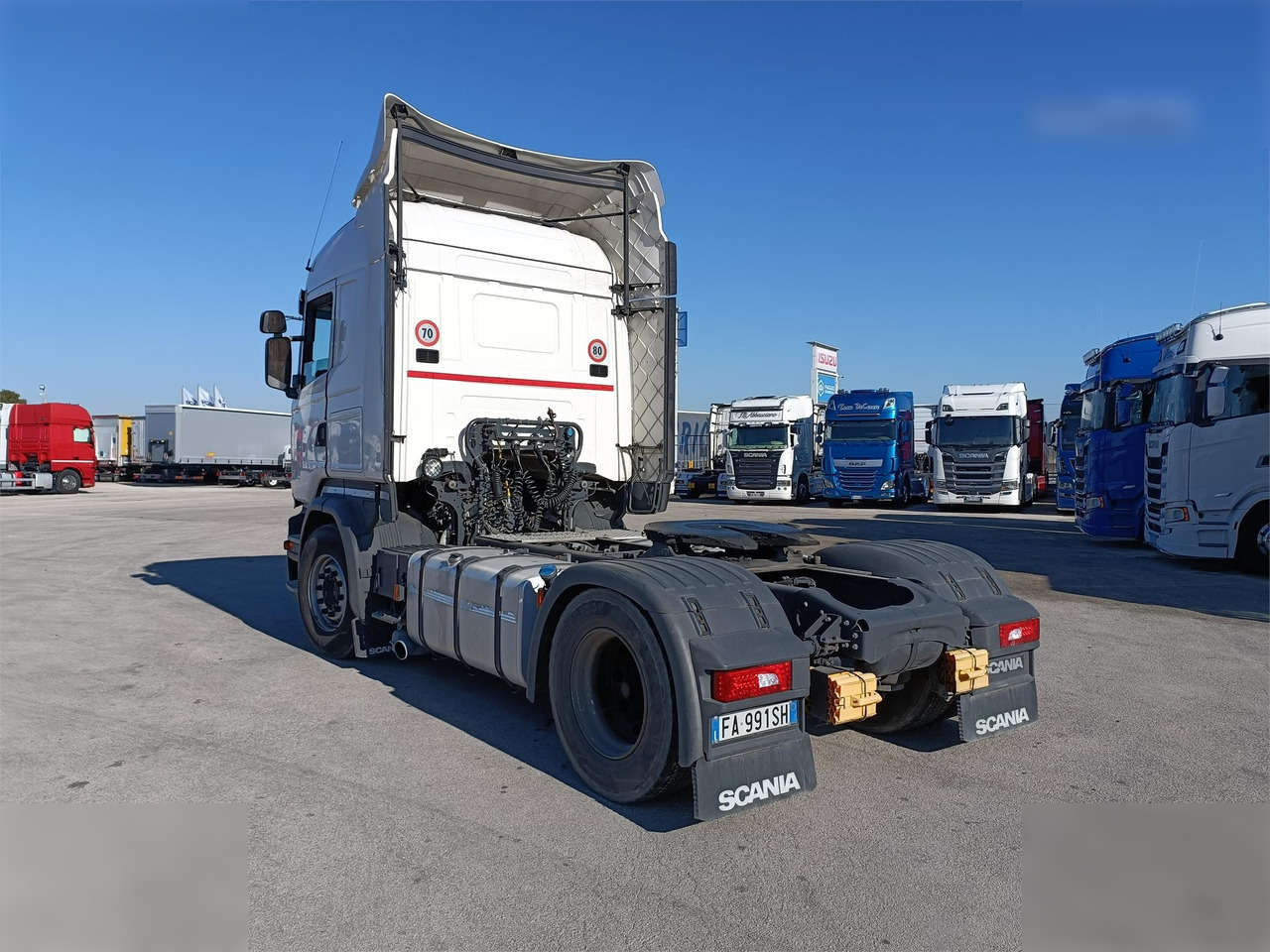 SCANIA R490 - Xe đầu kéo: hình 3 SCANIA R490 - Xe đầu kéo: hình 3