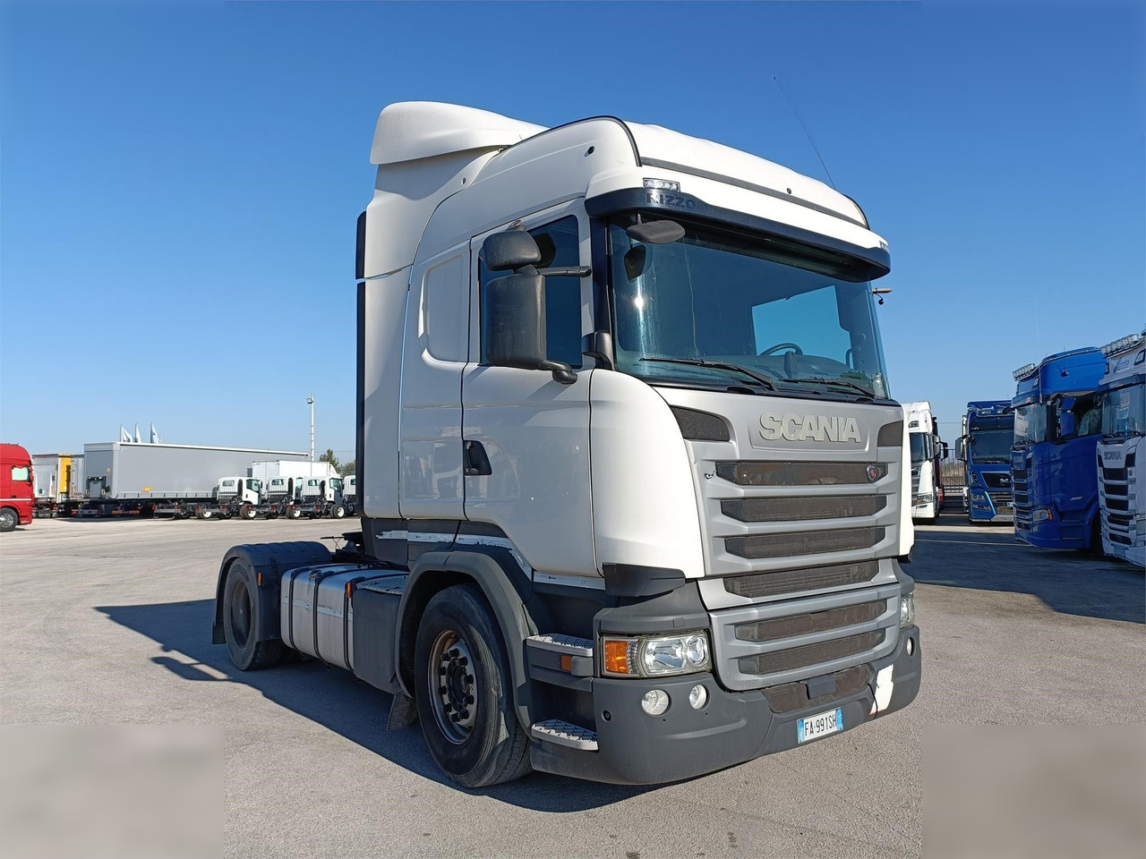SCANIA R490 - Xe đầu kéo: hình 1 SCANIA R490 - Xe đầu kéo: hình 1