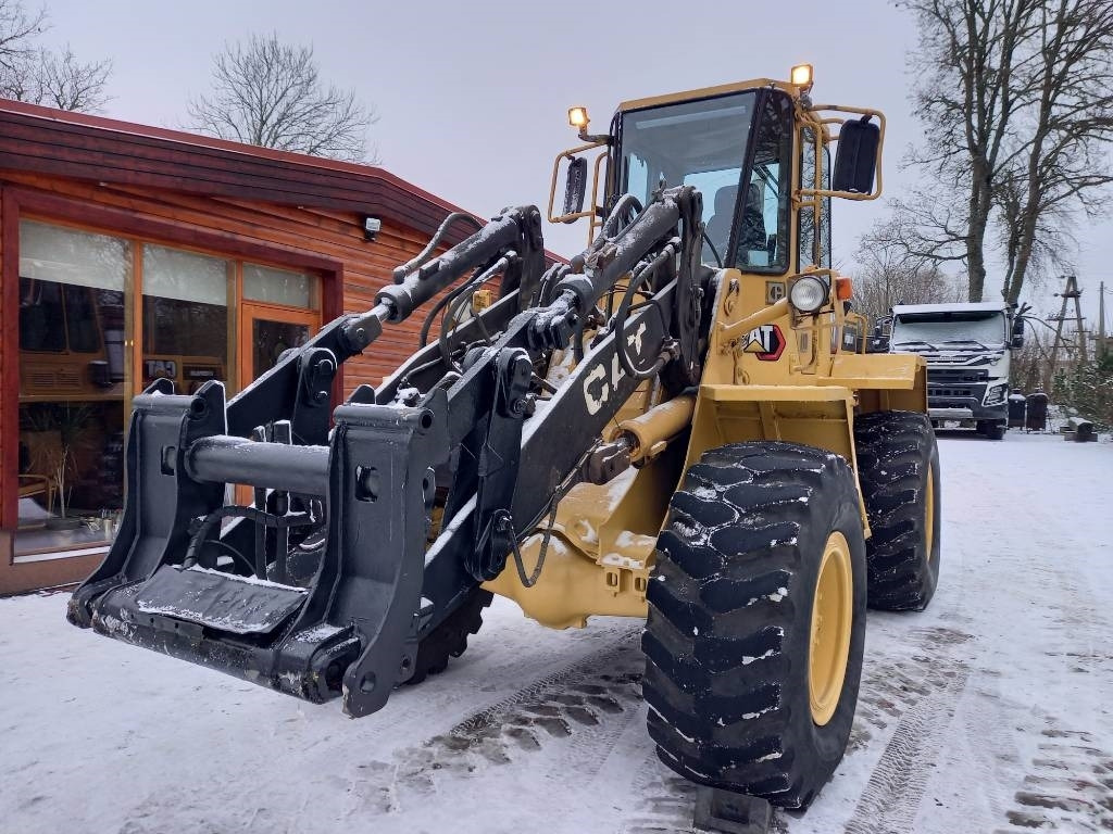 Máy xúc lật bánh lốp CAT IT 28 B: hình 12 Máy xúc lật bánh lốp CAT IT 28 B: hình 12