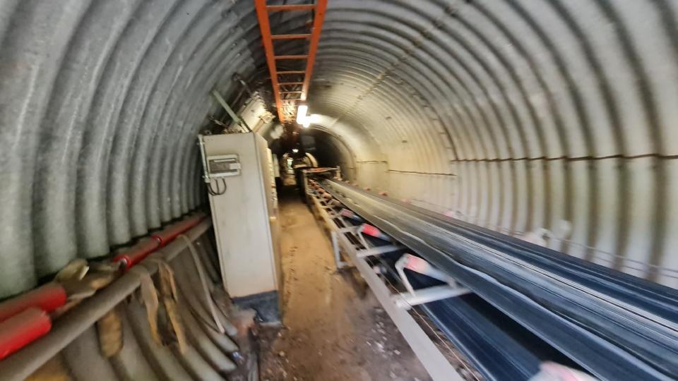 RHETA Rohkies Tunnel 100 m - Máy móc xây dựng: hình 1 RHETA Rohkies Tunnel 100 m - Máy móc xây dựng: hình 1