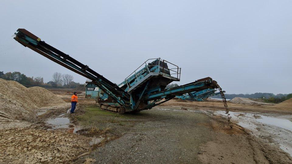 Powerscreen CHIEFTAIN 1400 Raupmobile Siebanlage - Máy sàng: hình 2 Powerscreen CHIEFTAIN 1400 Raupmobile Siebanlage - Máy sàng: hình 2