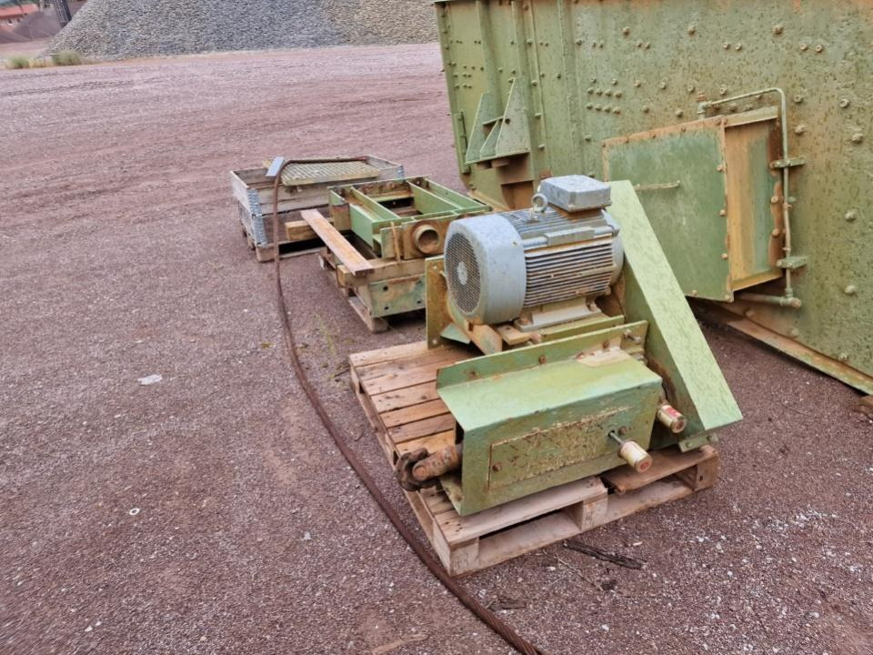 Stichweh 6m Eindeck Siebmaschine 2,4 m × 6 m - Máy sàng: hình 1 Stichweh 6m Eindeck Siebmaschine 2,4 m × 6 m - Máy sàng: hình 1