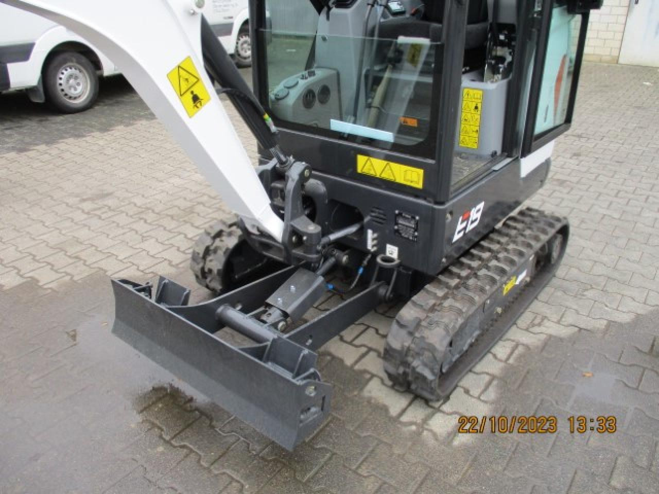 Bobcat E19 V - Máy xúc mini: hình 5 Bobcat E19 V - Máy xúc mini: hình 5