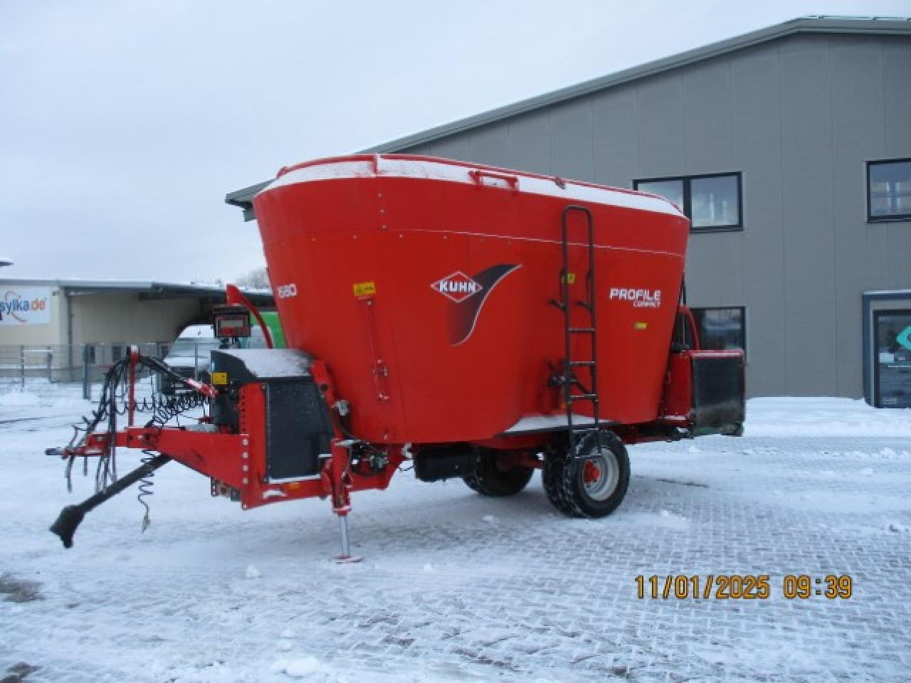 Kuhn Profile 1680 Compact - Xe trộn thức ăn gia súc: hình 1 Kuhn Profile 1680 Compact - Xe trộn thức ăn gia súc: hình 1
