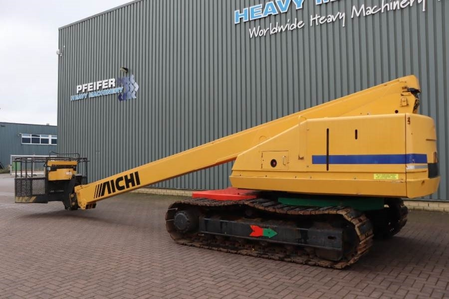 Aichi SR210 Diesel, Tracked, 23m Working Height, 19m Rea - Xe nâng người hình viễn vọng kính: hình 2 Aichi SR210 Diesel, Tracked, 23m Working Height, 19m Rea - Xe nâng người hình viễn vọng kính: hình 2