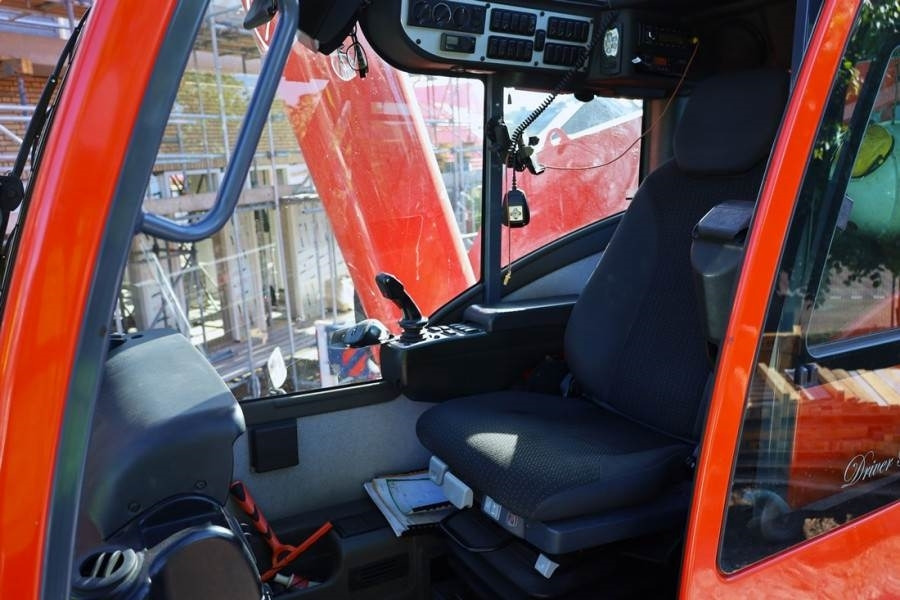 Demag AC220-5 Dutch Registration, 10x6x10, 220t Capacity - Cần cẩu mọi địa hình: hình 5 Demag AC220-5 Dutch Registration, 10x6x10, 220t Capacity - Cần cẩu mọi địa hình: hình 5