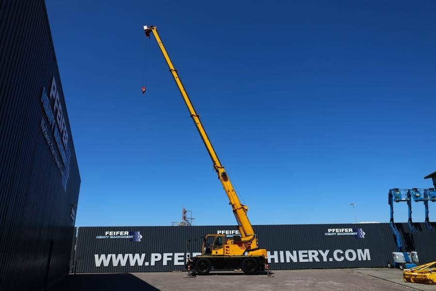 Demag AC30 City Diesel, 4x4x4 Drive, 30t Capacity, 25m M - Cần cẩu mọi địa hình: hình 3 Demag AC30 City Diesel, 4x4x4 Drive, 30t Capacity, 25m M - Cần cẩu mọi địa hình: hình 3