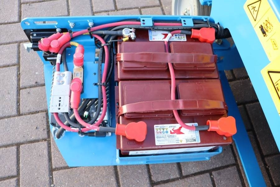 Genie GS1330M Valid inspection, *Guarantee! All-Electric - Máy nâng người hình kéo: hình 5 Genie GS1330M Valid inspection, *Guarantee! All-Electric - Máy nâng người hình kéo: hình 5
