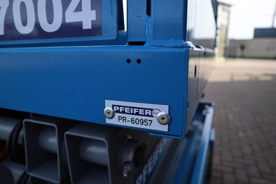 Máy nâng người hình kéo Genie GS1932 E-Drive New And Available Directly From Sto: hình 6 Máy nâng người hình kéo Genie GS1932 E-Drive New And Available Directly From Sto: hình 6