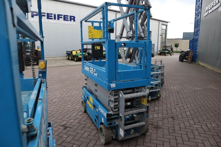Genie GS1932 E-Drive Several In Stock, 8m Working Height - Máy nâng người hình kéo: hình 4 Genie GS1932 E-Drive Several In Stock, 8m Working Height - Máy nâng người hình kéo: hình 4