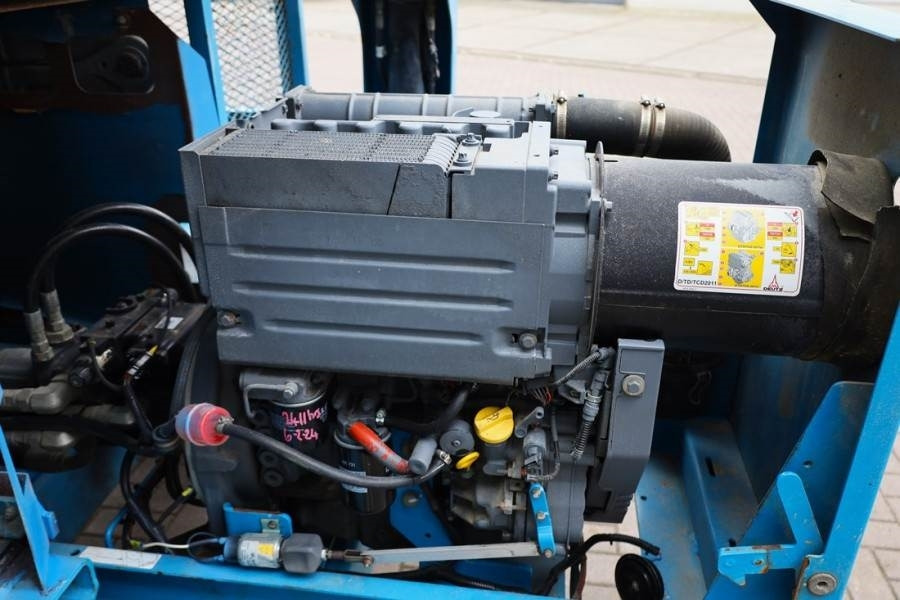 Genie GS4390 Diesel, 4x4 Drive, 15m Working Height, 680k - Máy nâng người hình kéo: hình 5 Genie GS4390 Diesel, 4x4 Drive, 15m Working Height, 680k - Máy nâng người hình kéo: hình 5