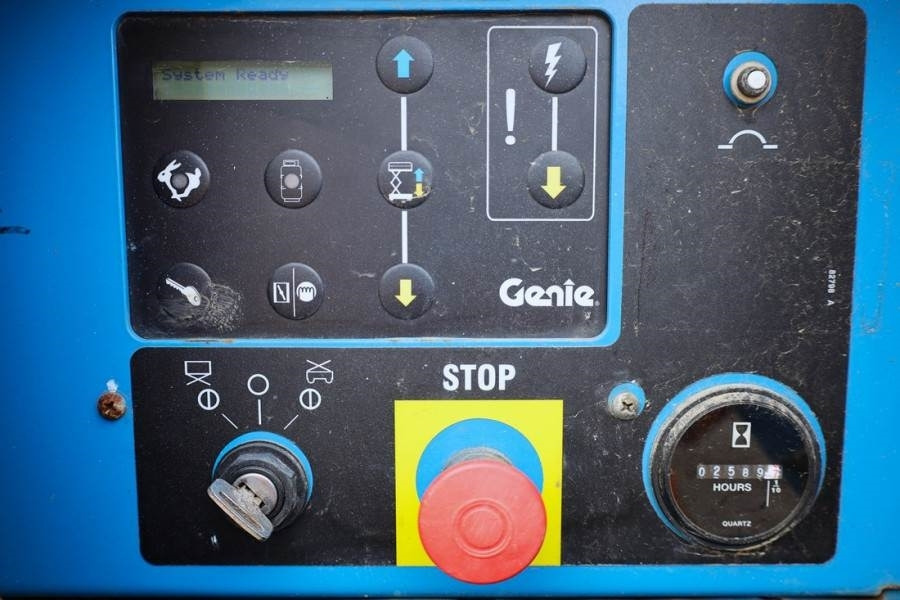 Genie GS5390 Diesel, 4x4 Drive, 18.15m Working Height, 6 - Máy nâng người hình kéo: hình 4 Genie GS5390 Diesel, 4x4 Drive, 18.15m Working Height, 6 - Máy nâng người hình kéo: hình 4