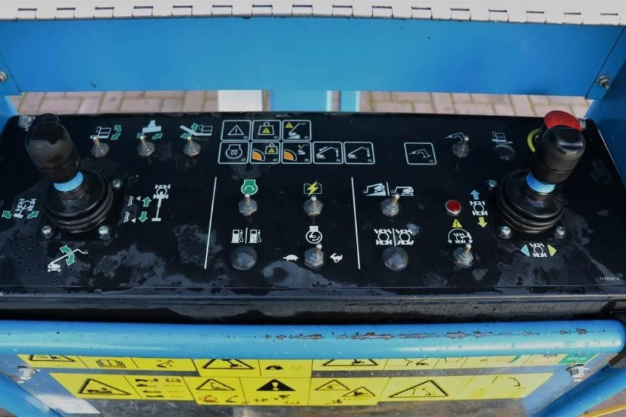 Genie S65XC Valid inspection, *Guarantee! Diesel, 4x4 Dr - Xe nâng người hình viễn vọng kính: hình 4 Genie S65XC Valid inspection, *Guarantee! Diesel, 4x4 Dr - Xe nâng người hình viễn vọng kính: hình 4