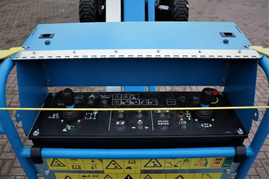 Genie S65XC Valid inspection, *Guarantee! Diesel, 4x4 Dr - Xe nâng người hình viễn vọng kính: hình 4 Genie S65XC Valid inspection, *Guarantee! Diesel, 4x4 Dr - Xe nâng người hình viễn vọng kính: hình 4