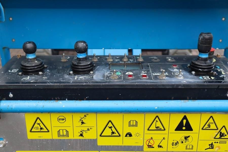 Genie Z60/37FE Valid Inspection, *Guarantee! Hybrid, 4x4 - Xe nâng người nhiều khớp nối: hình 5 Genie Z60/37FE Valid Inspection, *Guarantee! Hybrid, 4x4 - Xe nâng người nhiều khớp nối: hình 5