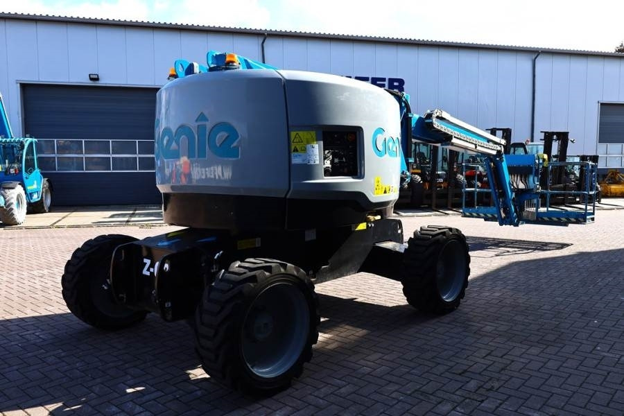 Genie Z62/40 Diesel, 4x4 Drive, 20.9 m Working Height, 1 - Xe nâng người nhiều khớp nối: hình 2 Genie Z62/40 Diesel, 4x4 Drive, 20.9 m Working Height, 1 - Xe nâng người nhiều khớp nối: hình 2