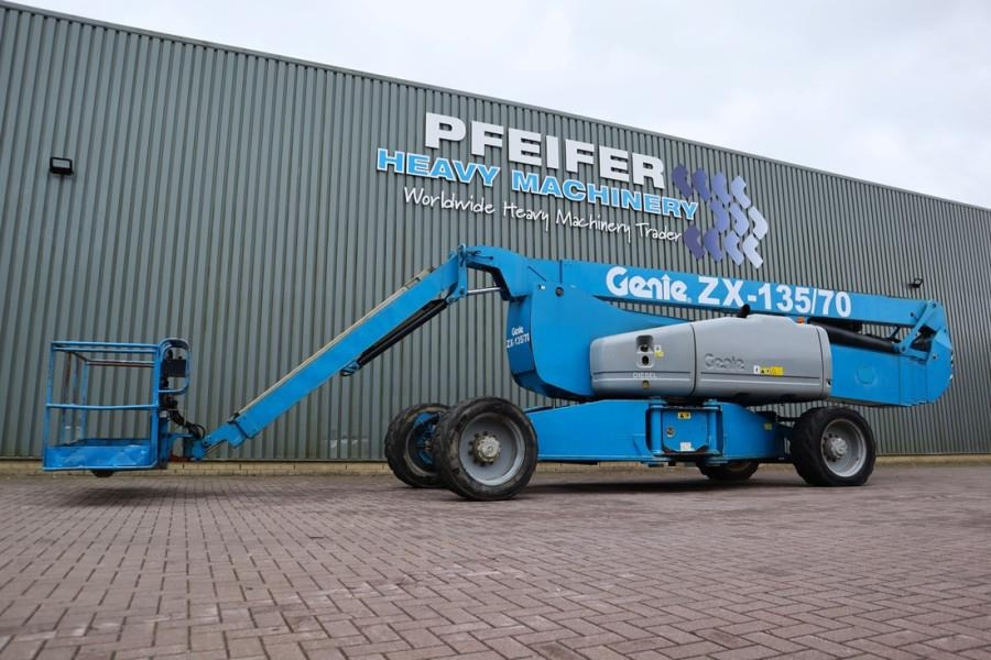 Genie ZX135/70 Diesel, 4x4x4 Drive, 43m Lifting Height,  - Xe nâng người nhiều khớp nối: hình 1 Genie ZX135/70 Diesel, 4x4x4 Drive, 43m Lifting Height,  - Xe nâng người nhiều khớp nối: hình 1