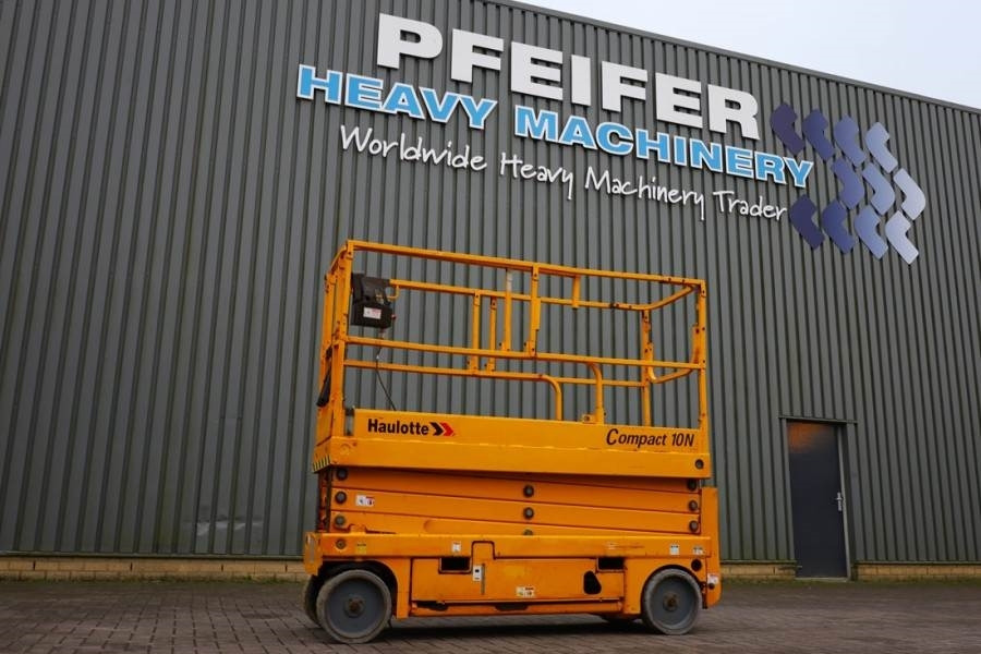 Haulotte Compact 10N Electric, 10m Working Height, 230kg Ca - Máy nâng người hình kéo: hình 1 Haulotte Compact 10N Electric, 10m Working Height, 230kg Ca - Máy nâng người hình kéo: hình 1