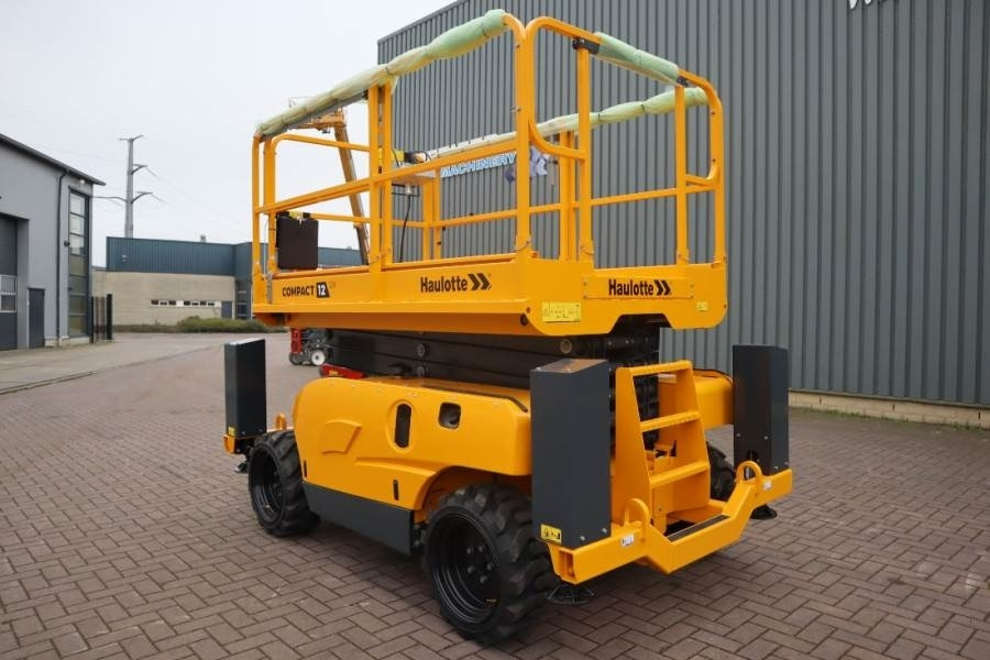 Haulotte Compact 12DX Valid Inspection, *Guarantee! Diesel, - Máy nâng người hình kéo: hình 5 Haulotte Compact 12DX Valid Inspection, *Guarantee! Diesel, - Máy nâng người hình kéo: hình 5