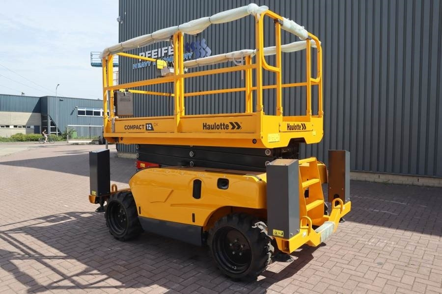 Máy nâng người hình kéo Haulotte Compact 12DX Valid Inspection, *Guarantee! Diesel,: hình 6