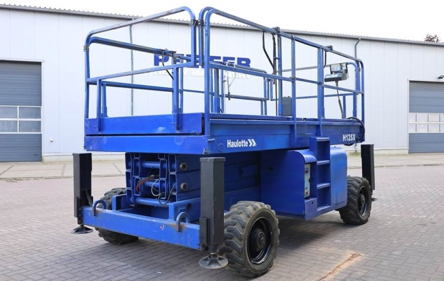 Haulotte H12SX Diesel, 4x4 Drive, 12m Working Height, 700kg - Máy nâng người hình kéo: hình 2 Haulotte H12SX Diesel, 4x4 Drive, 12m Working Height, 700kg - Máy nâng người hình kéo: hình 2