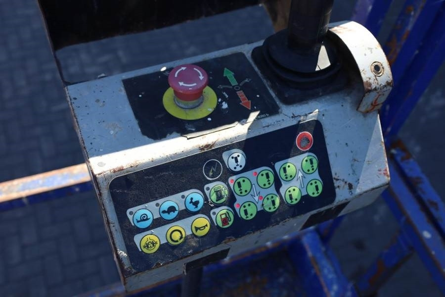 Haulotte H15SX Diesel, 4x4 Drive 15 Working Height, 500kg C - Máy nâng người hình kéo: hình 5 Haulotte H15SX Diesel, 4x4 Drive 15 Working Height, 500kg C - Máy nâng người hình kéo: hình 5