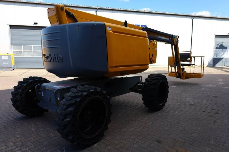 Haulotte HA20RTJ Pro Diesel, 20.6 m Working Height, 12.2 m - Xe nâng người nhiều khớp nối: hình 2 Haulotte HA20RTJ Pro Diesel, 20.6 m Working Height, 12.2 m - Xe nâng người nhiều khớp nối: hình 2