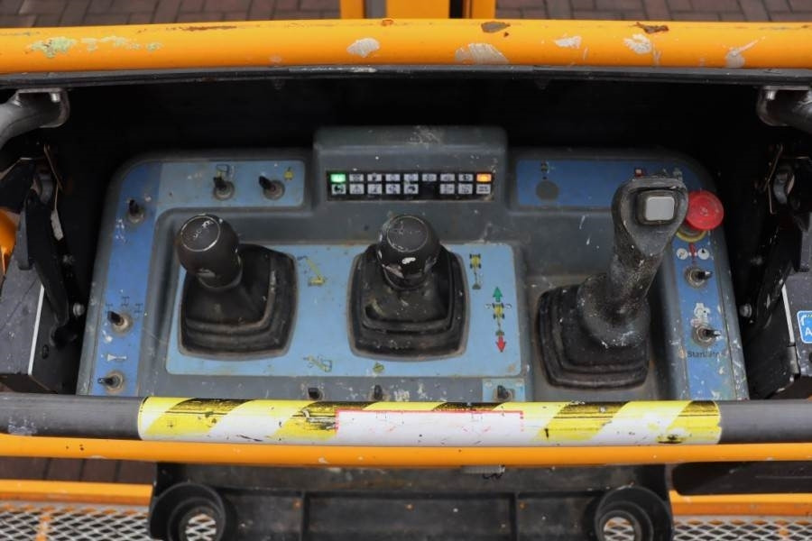 Haulotte HT23RTJ Pro Valid inspection, *Guarantee! 22.5 m W - Xe nâng người hình viễn vọng kính: hình 4 Haulotte HT23RTJ Pro Valid inspection, *Guarantee! 22.5 m W - Xe nâng người hình viễn vọng kính: hình 4