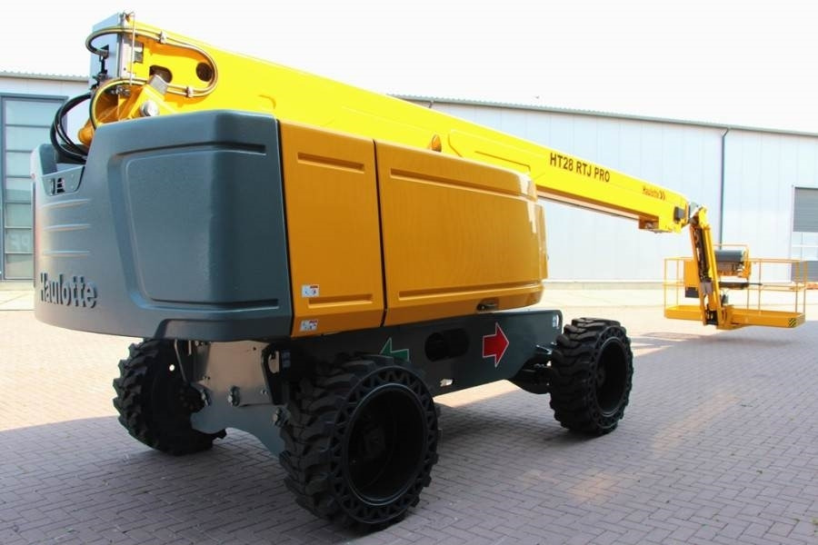 Haulotte HT28RTJ Pro Diesel, 4x4 Drive, 27.9 m Working Heig - Xe nâng người hình viễn vọng kính: hình 2 Haulotte HT28RTJ Pro Diesel, 4x4 Drive, 27.9 m Working Heig - Xe nâng người hình viễn vọng kính: hình 2