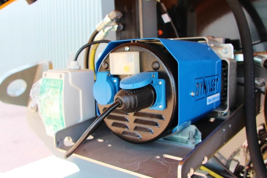 Haulotte HT28RTJ Pro Diesel, 4x4 Drive, 27.9 m Working Heig - Xe nâng người hình viễn vọng kính: hình 5 Haulotte HT28RTJ Pro Diesel, 4x4 Drive, 27.9 m Working Heig - Xe nâng người hình viễn vọng kính: hình 5