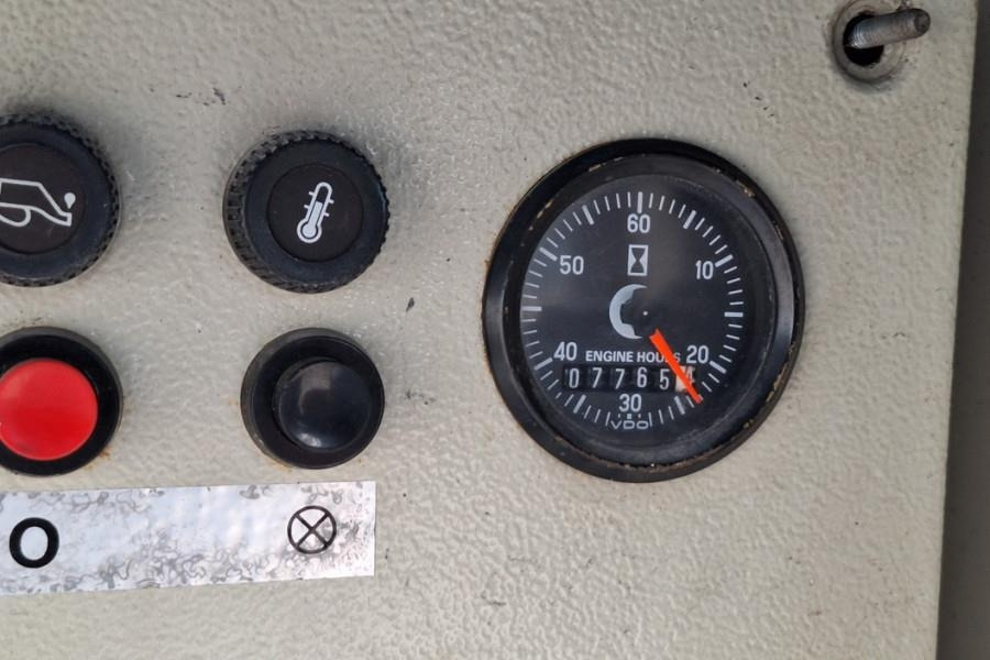 Holland Lift Megastar G-300DL30/S Diesel, 4x4x4 Drive, 33.5m Wo - Máy nâng người hình kéo: hình 5 Holland Lift Megastar G-300DL30/S Diesel, 4x4x4 Drive, 33.5m Wo - Máy nâng người hình kéo: hình 5