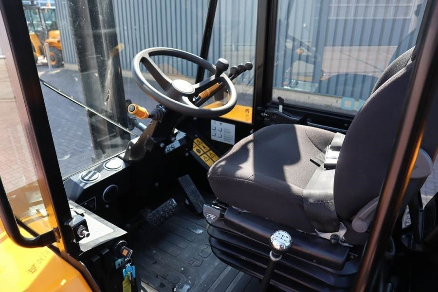 JCB 940-4 T4 Valid inspection, *Guarantee! Diesel, 4x4 - Xe nâng địa hình gồ ghề: hình 4 JCB 940-4 T4 Valid inspection, *Guarantee! Diesel, 4x4 - Xe nâng địa hình gồ ghề: hình 4