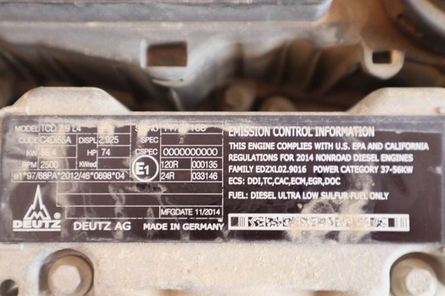 Xe nâng người hình viễn vọng kính JLG 1350SJP Diesel, 4x4 Drive And 4-Wheel Steering, 43: hình 15 Xe nâng người hình viễn vọng kính JLG 1350SJP Diesel, 4x4 Drive And 4-Wheel Steering, 43: hình 15